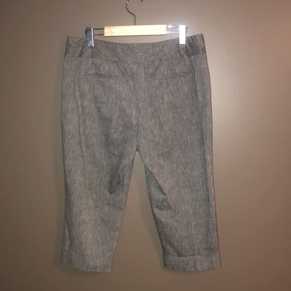Linen capris - Picture 4 of 7